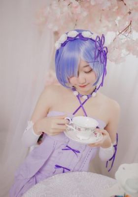 后宫露营无删减